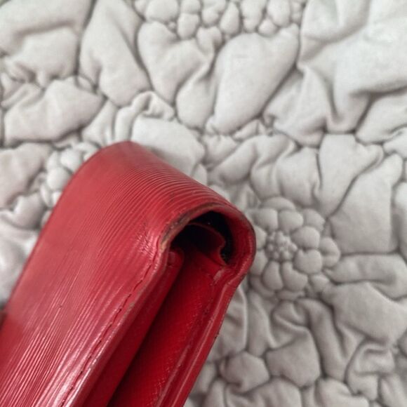 LOUIS VUITTON Bi -fold wallet Epi Leather - Picture 4 of 11